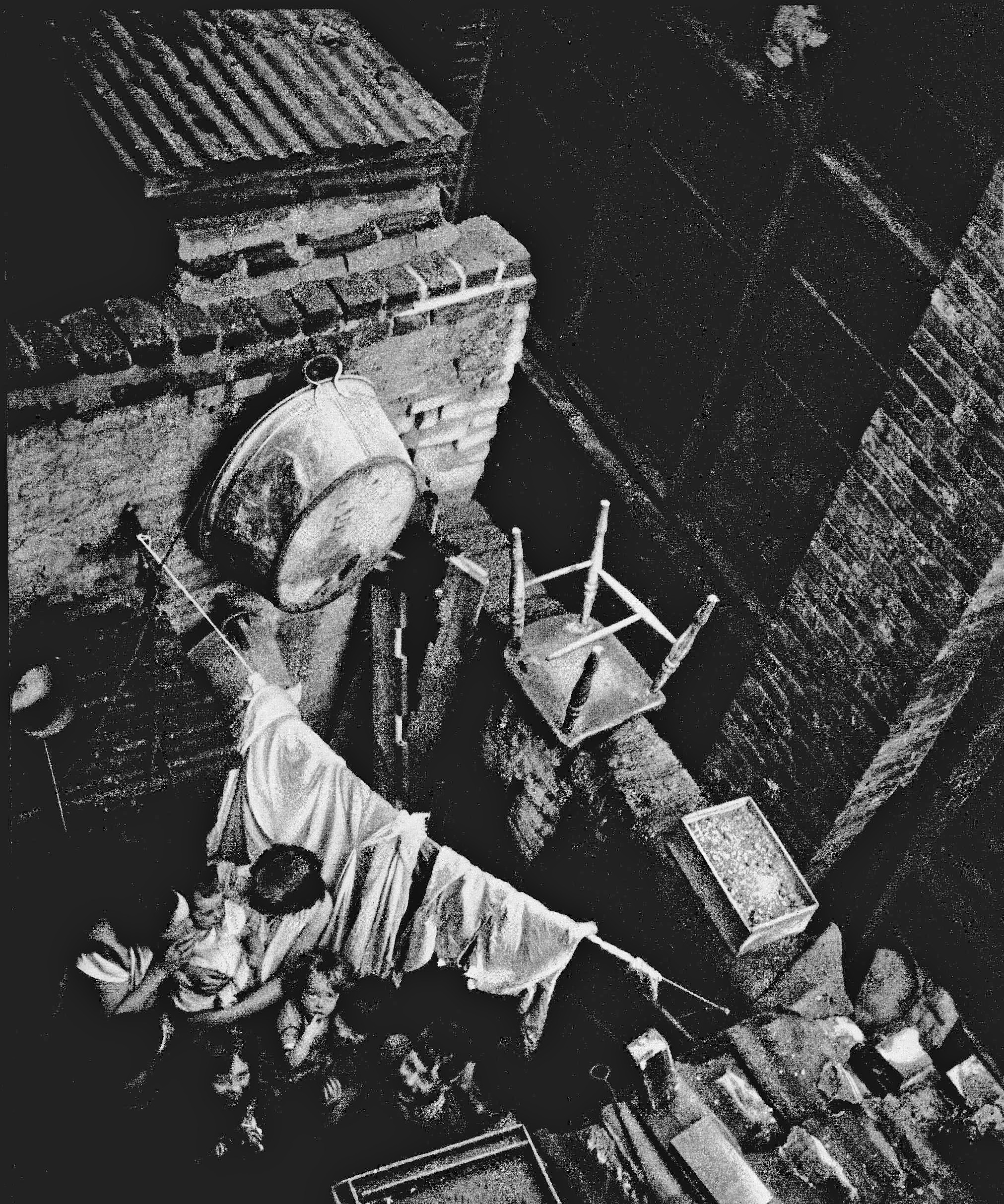 London Slum by Edith Tudor Hart – Our Bow